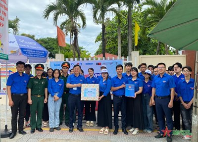 View - 	Hơn 1.700 tình nguyện viên tiếp sức mùa thi tại Đà Nẵng